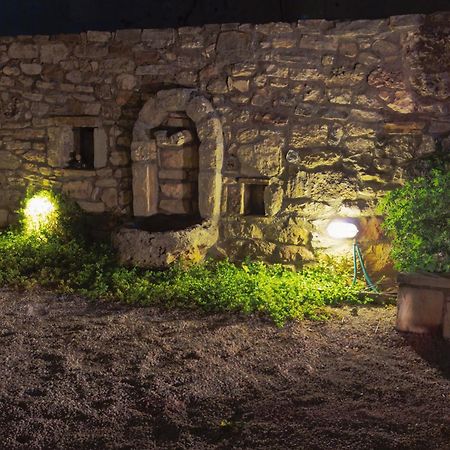 Liofito Village House Pemonia Bagian luar foto