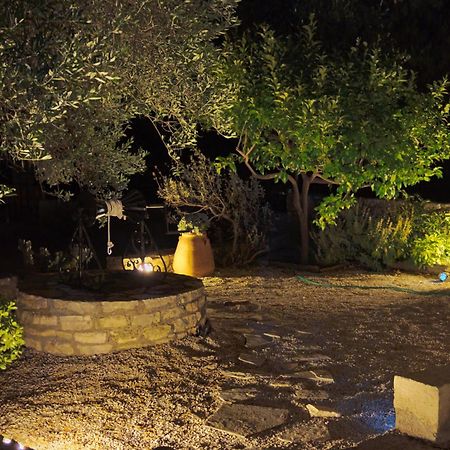 Liofito Village House Pemonia Bagian luar foto