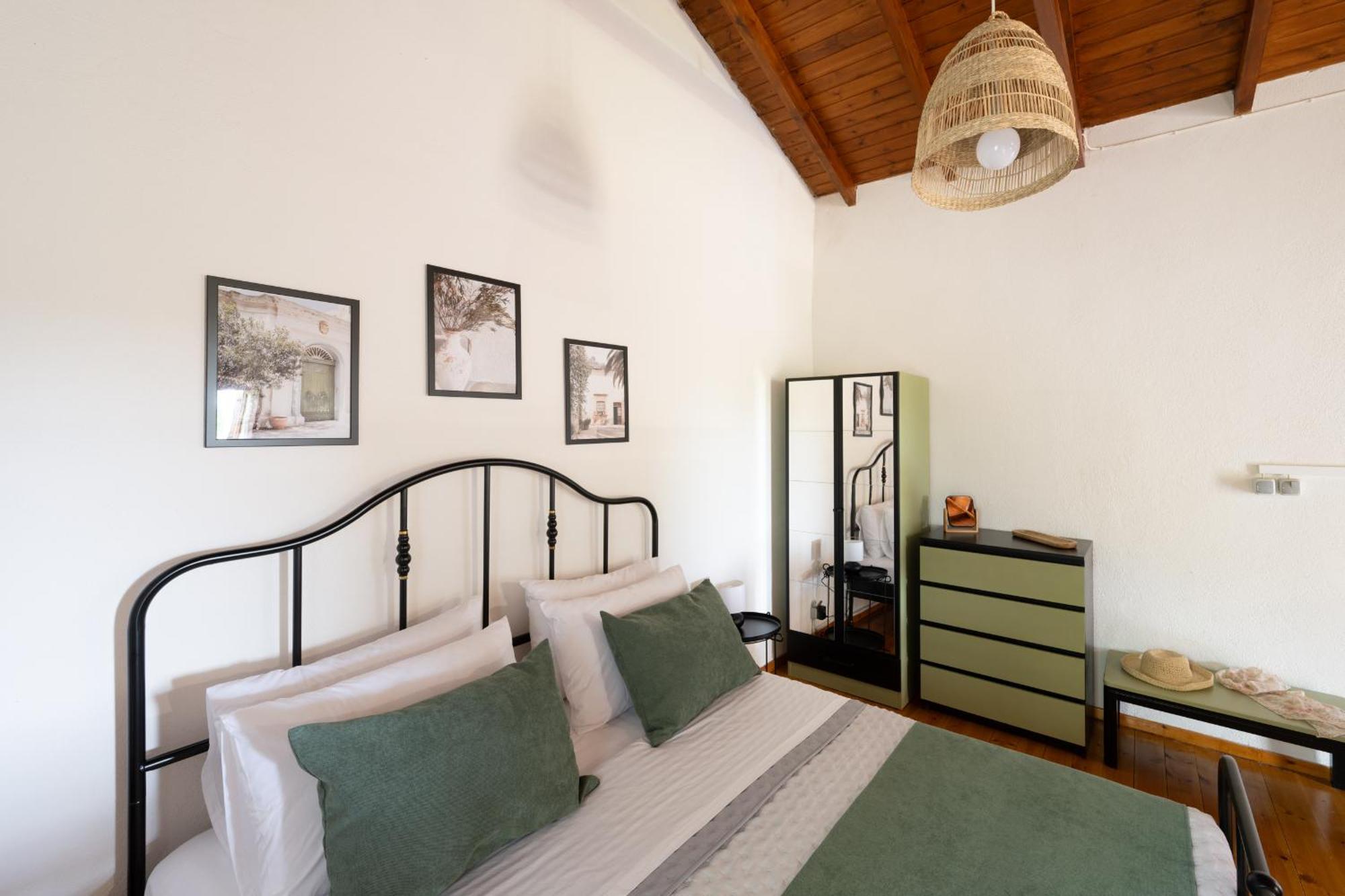 Liofito Village House Pemonia Bagian luar foto