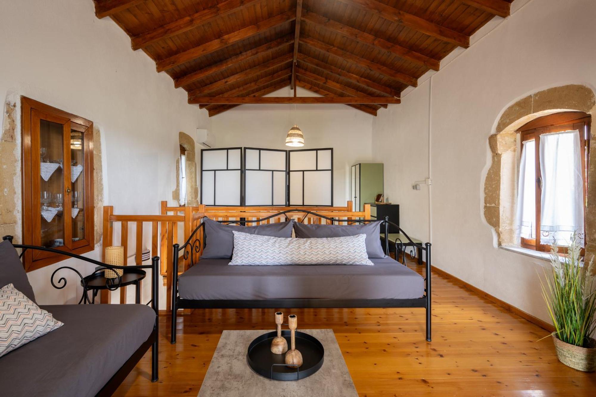 Liofito Village House Pemonia Bagian luar foto